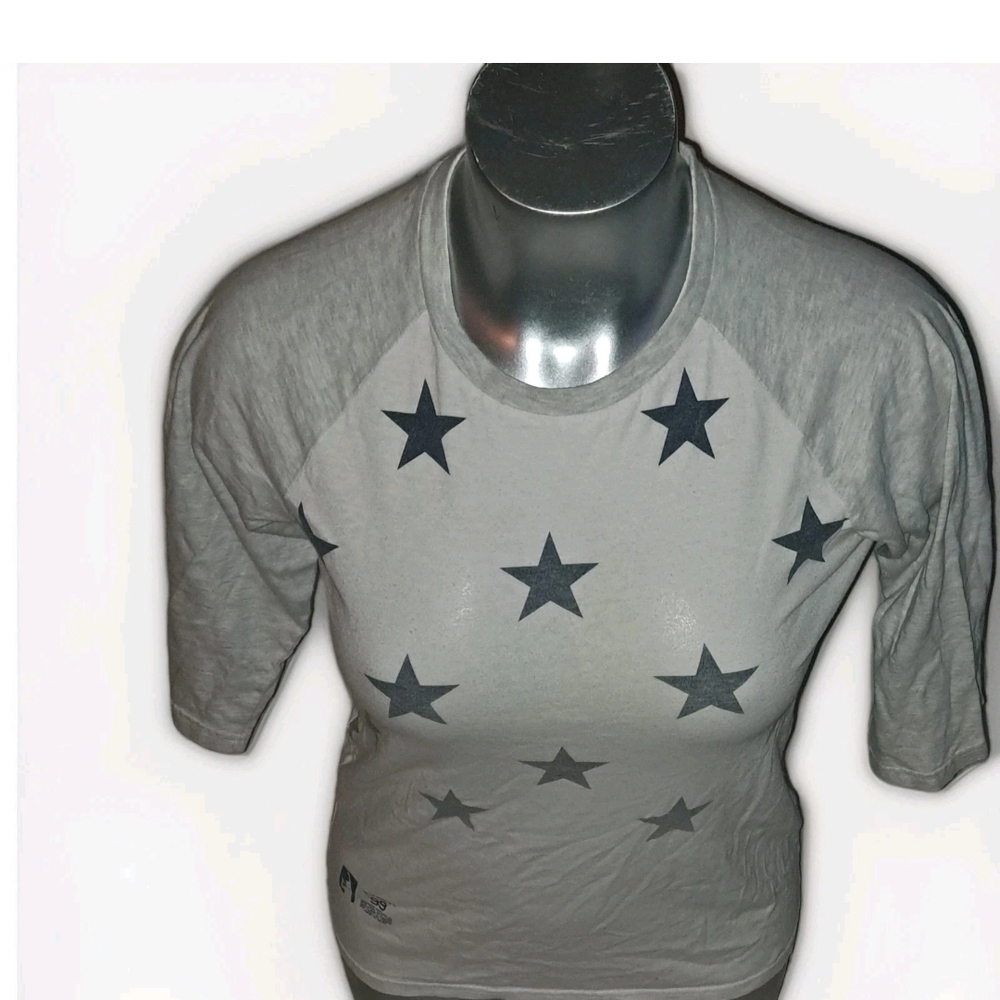 Vintage Rocawear Classic  Stars And Stripes Jersey style, Gray And White Size M